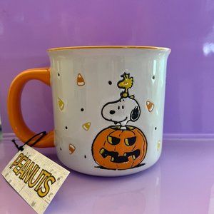 Peanuts Snoopy Halloween mug